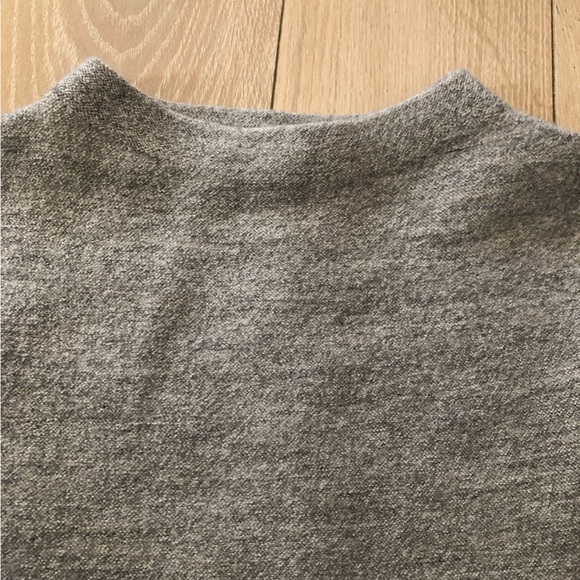 Club Monaco 100% Extra Fine Merino Wool Sweater in Grey Size XS - Picture 6 of 10